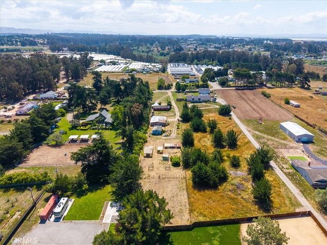 1144 Arboles Way, Arroyo Grande, CA 93420