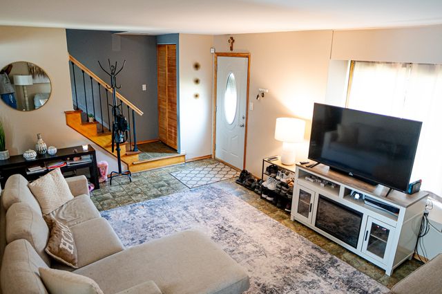 416 Gainsborough Court, Bolingbrook, IL 60440