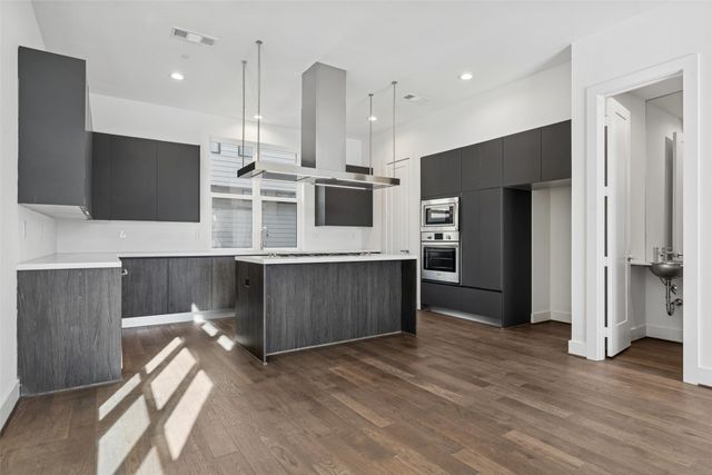 3032 Chimes Street, Dallas, TX 75219