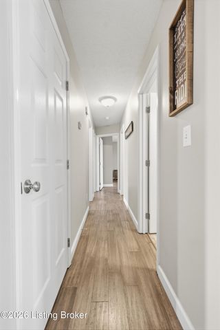 442 Mary David Dr, Shepherdsville, KY 40165