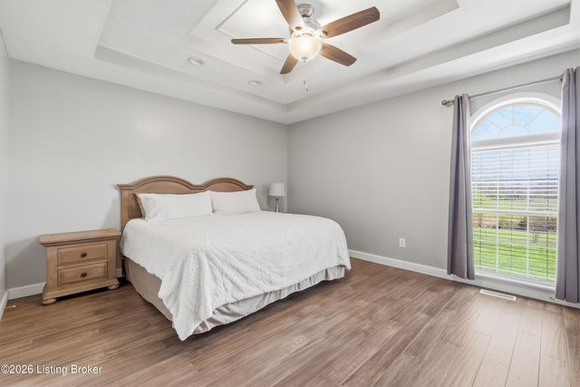 442 Mary David Dr, Shepherdsville, KY 40165