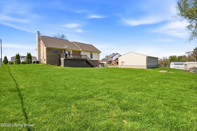 442 Mary David Dr, Shepherdsville, KY 40165