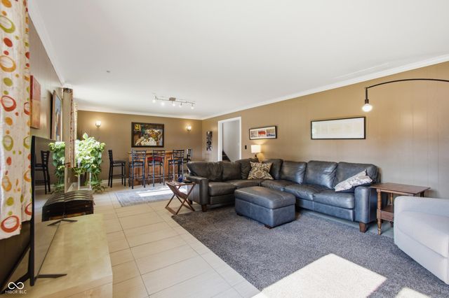 6706 Cricklewood Road, Indianapolis, IN 46220