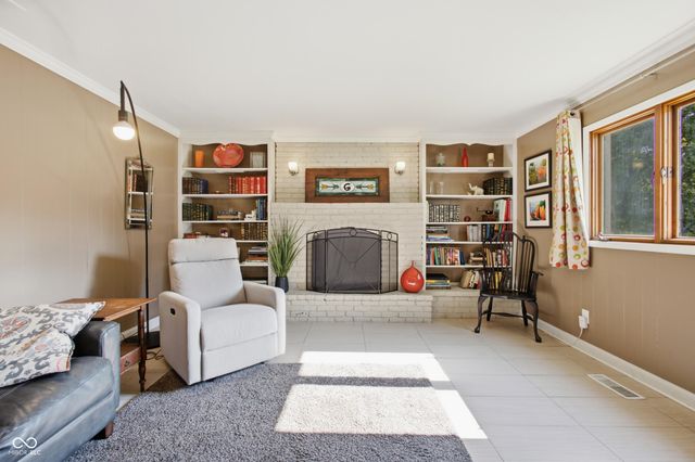 6706 Cricklewood Road, Indianapolis, IN 46220