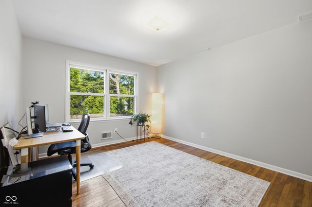 6706 Cricklewood Road, Indianapolis, IN 46220