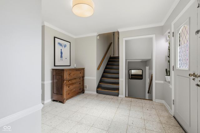 6706 Cricklewood Road, Indianapolis, IN 46220
