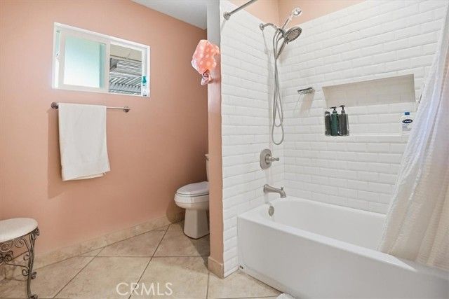 11441 Hillcrest, Loma Linda, CA 92354