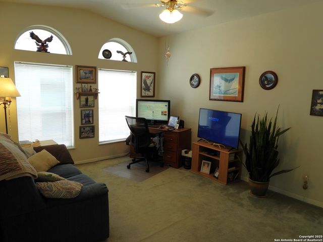 460 Faurie Road, Lakehills, TX 78063