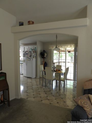 460 Faurie Road, Lakehills, TX 78063