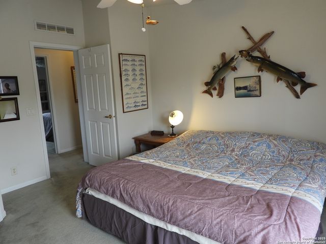 460 Faurie Road, Lakehills, TX 78063
