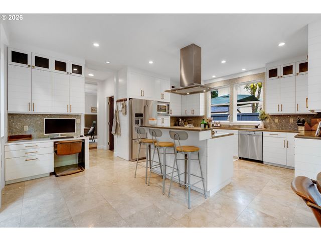 3540 RED CEDAR Way, Lake Oswego, OR 97035