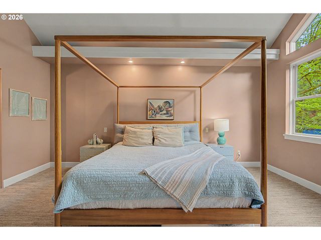 3540 RED CEDAR Way, Lake Oswego, OR 97035