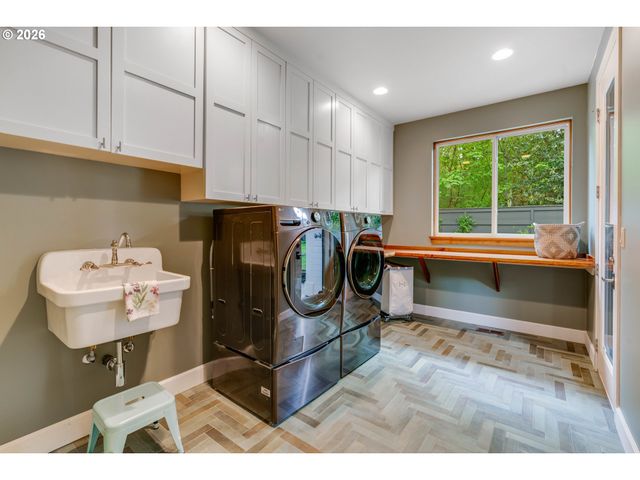 3540 RED CEDAR Way, Lake Oswego, OR 97035