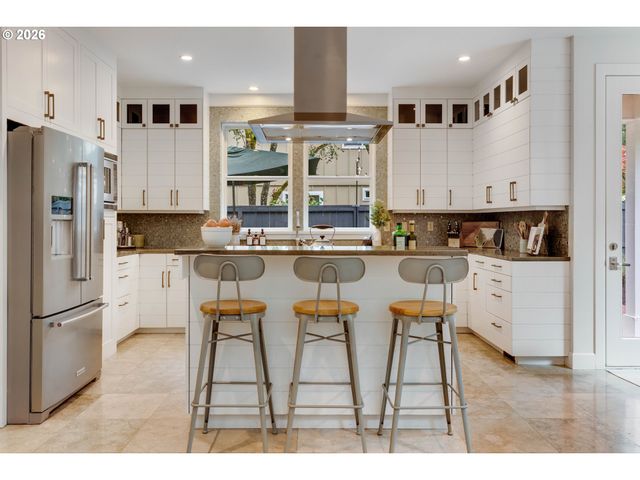 3540 RED CEDAR Way, Lake Oswego, OR 97035