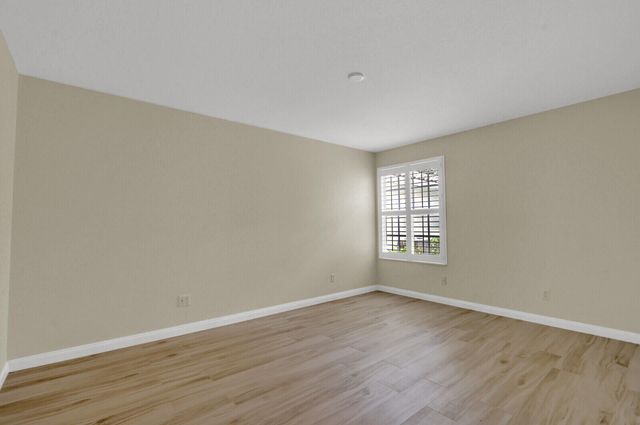 129 Euphrates Circle, Palm Beach Gardens, FL 33410