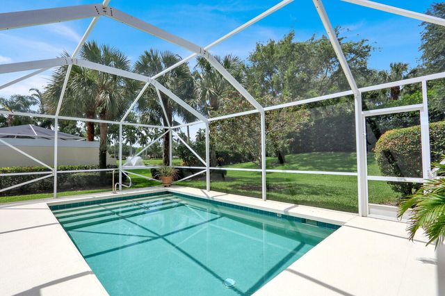 129 Euphrates Circle, Palm Beach Gardens, FL 33410