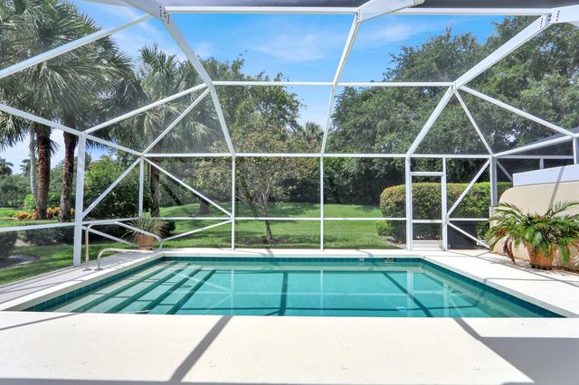 129 Euphrates Circle, Palm Beach Gardens, FL 33410