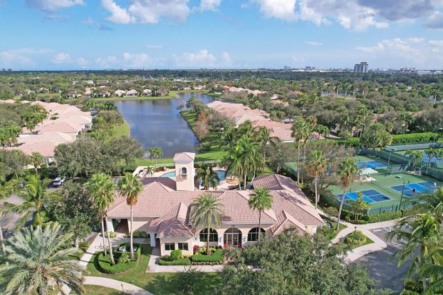129 Euphrates Circle, Palm Beach Gardens, FL 33410