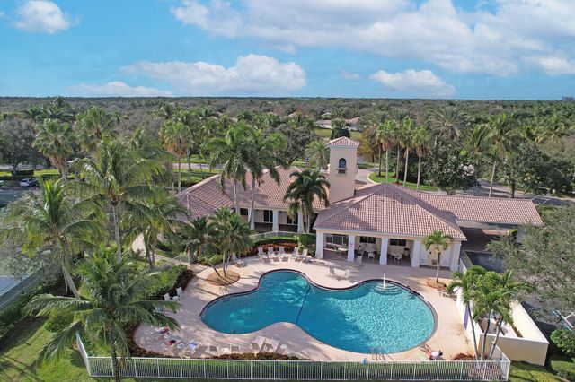 129 Euphrates Circle, Palm Beach Gardens, FL 33410
