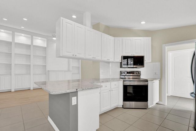129 Euphrates Circle, Palm Beach Gardens, FL 33410