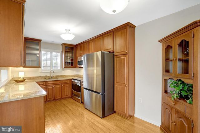 2579 NICKY LN, Alexandria, VA 22311