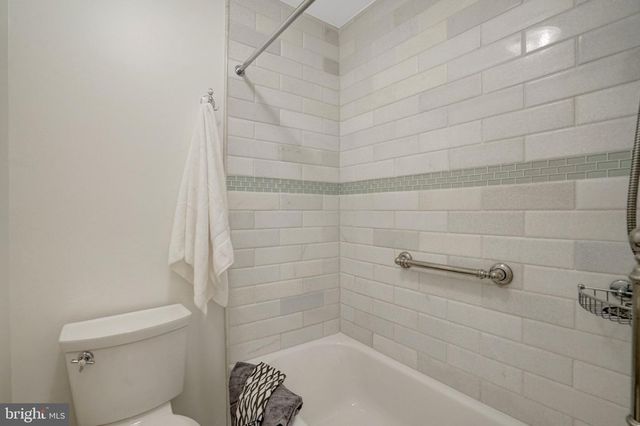 2579 NICKY LN, Alexandria, VA 22311