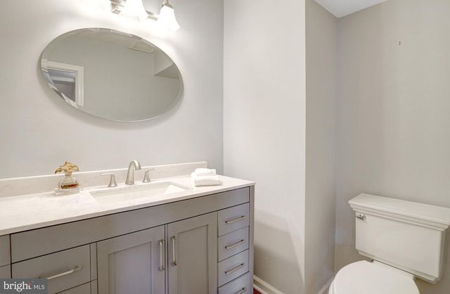 2579 NICKY LN, Alexandria, VA 22311