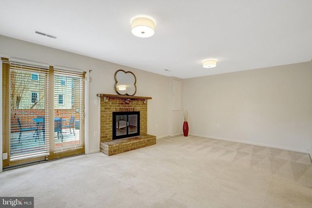 2579 NICKY LN, Alexandria, VA 22311