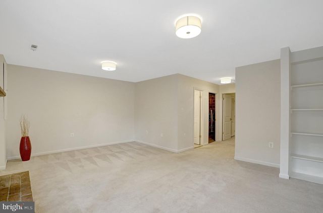 2579 NICKY LN, Alexandria, VA 22311