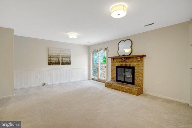 2579 NICKY LN, Alexandria, VA 22311