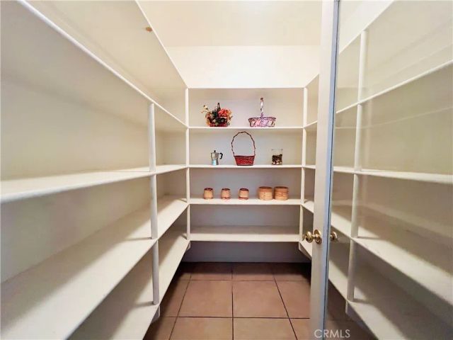 17231 Greentree Drive, Riverside, CA 92503