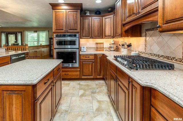 4339 State Route 127 Highway, Pinckneyville, IL 62274