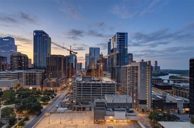 360 Nueces ST 1809, Austin, TX 78701