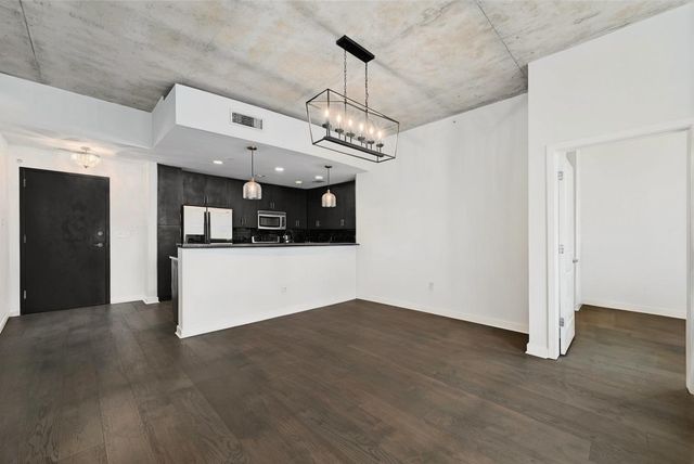 360 Nueces ST 1809, Austin, TX 78701