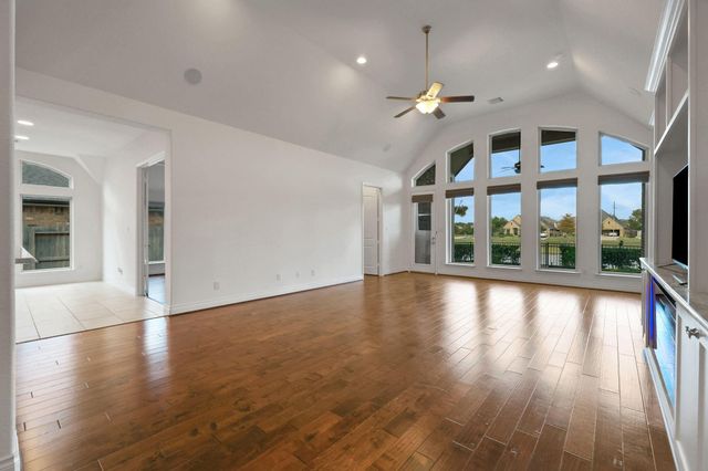 18610 Winterton Cliff Court, Cypress, TX 77429