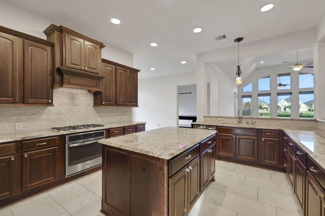 18610 Winterton Cliff Court, Cypress, TX 77429