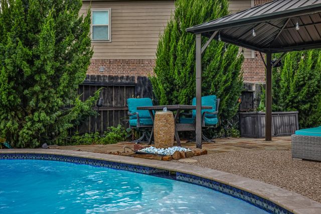 18610 Winterton Cliff Court, Cypress, TX 77429