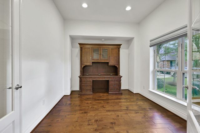 18610 Winterton Cliff Court, Cypress, TX 77429