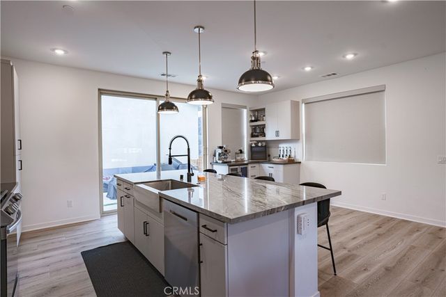 15874 Caterpillar Drive, Fontana, CA 92336