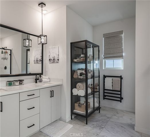 15874 Caterpillar Drive, Fontana, CA 92336