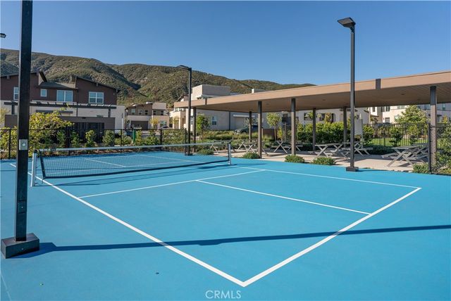 15874 Caterpillar Drive, Fontana, CA 92336