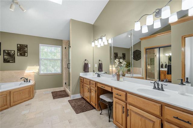 4512 NE Webster Drive, Lee's Summit, MO 64064