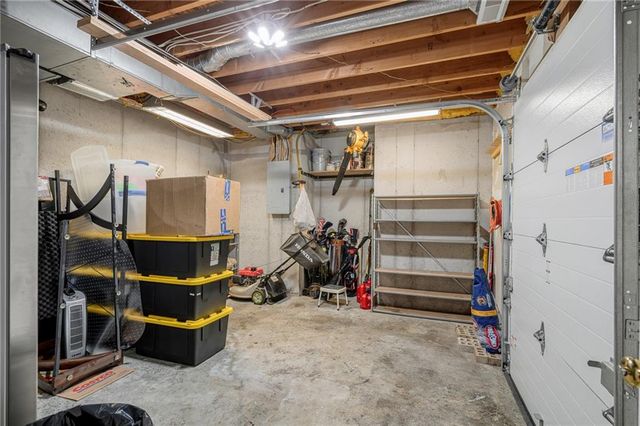 4512 NE Webster Drive, Lee's Summit, MO 64064