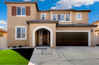 8004 Sorrento Way, Highland, CA 92346