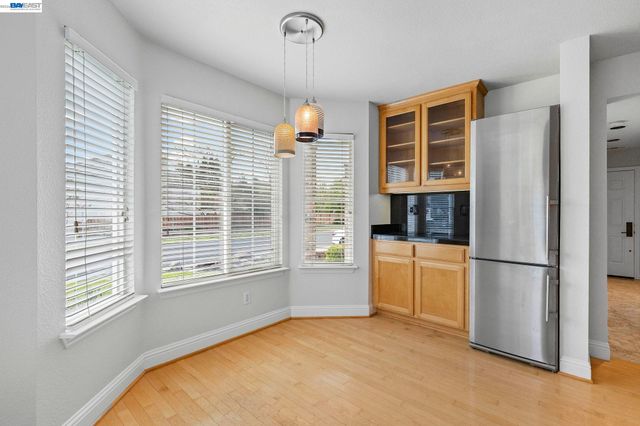 143 Shelterwood Ln, Danville, CA 94506