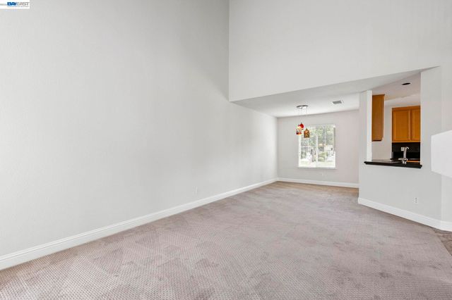 143 Shelterwood Ln, Danville, CA 94506