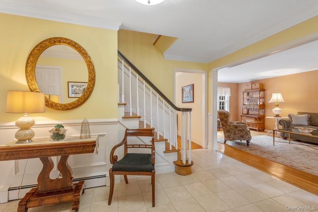 65 Avery Road, Woodbury, NY 11797