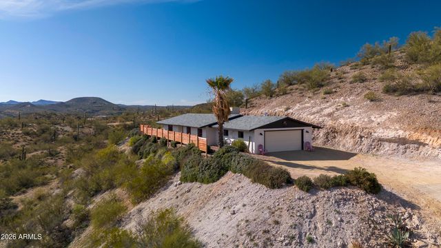 52032 N 297th Avenue, Wickenburg, AZ 85390