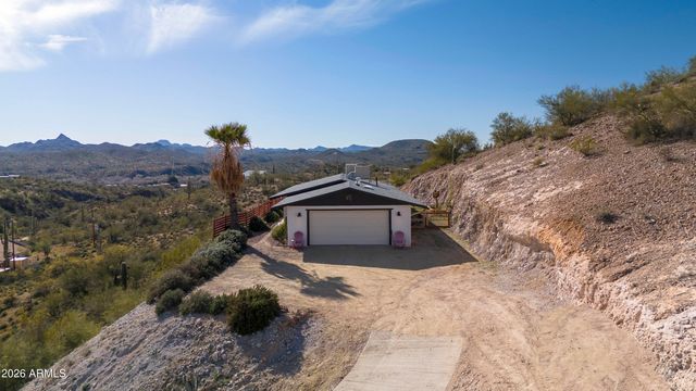 52032 N 297th Avenue, Wickenburg, AZ 85390