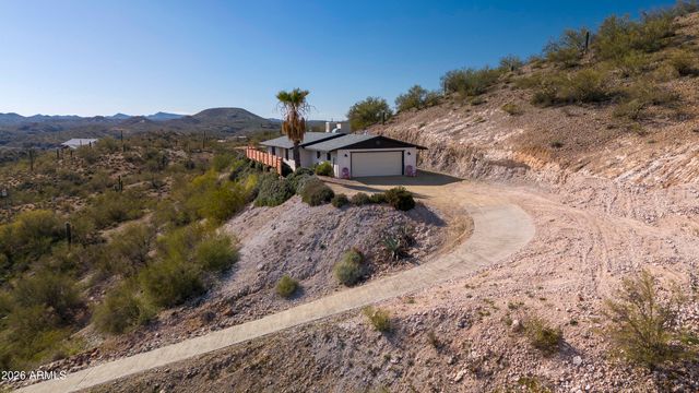 52032 N 297th Avenue, Wickenburg, AZ 85390